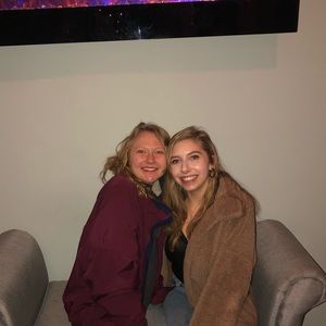 Meet your Posher, Caroline